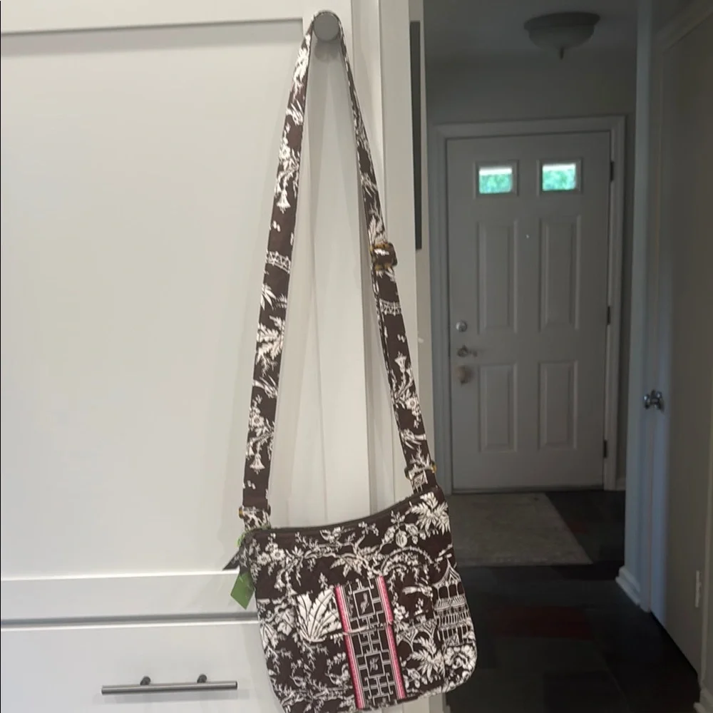 NWT Vintage Vera Bradley Julia Imperial pattern  Crossbody Bag - Picture 2 of 9